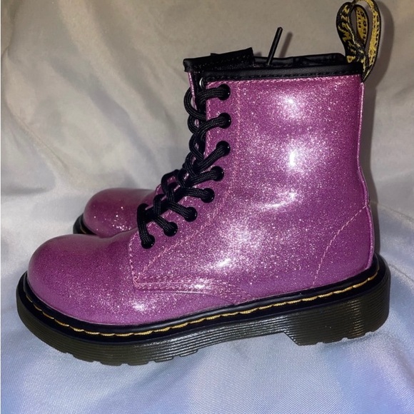 💕 NEW Dr Marten’s Toddler Child Pink Glitter Boots Sz 10 - Picture 1 of 7
